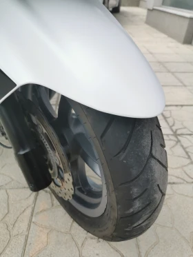 Kymco Downtown 300i, снимка 10