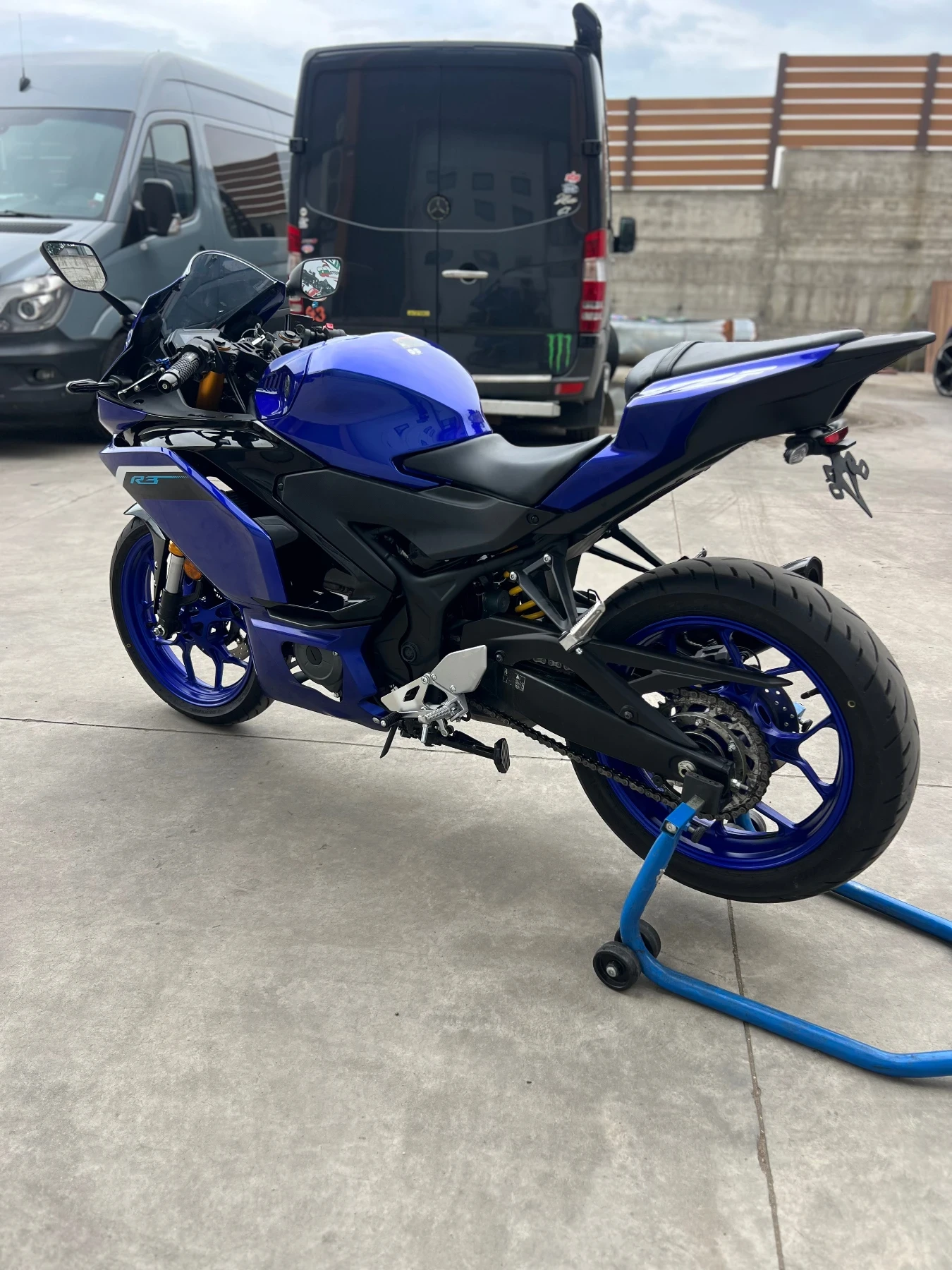 Yamaha R 3 YZF-R3 Akrapovic 2025, снимка 9 - Мотоциклети и мототехника - 54477124