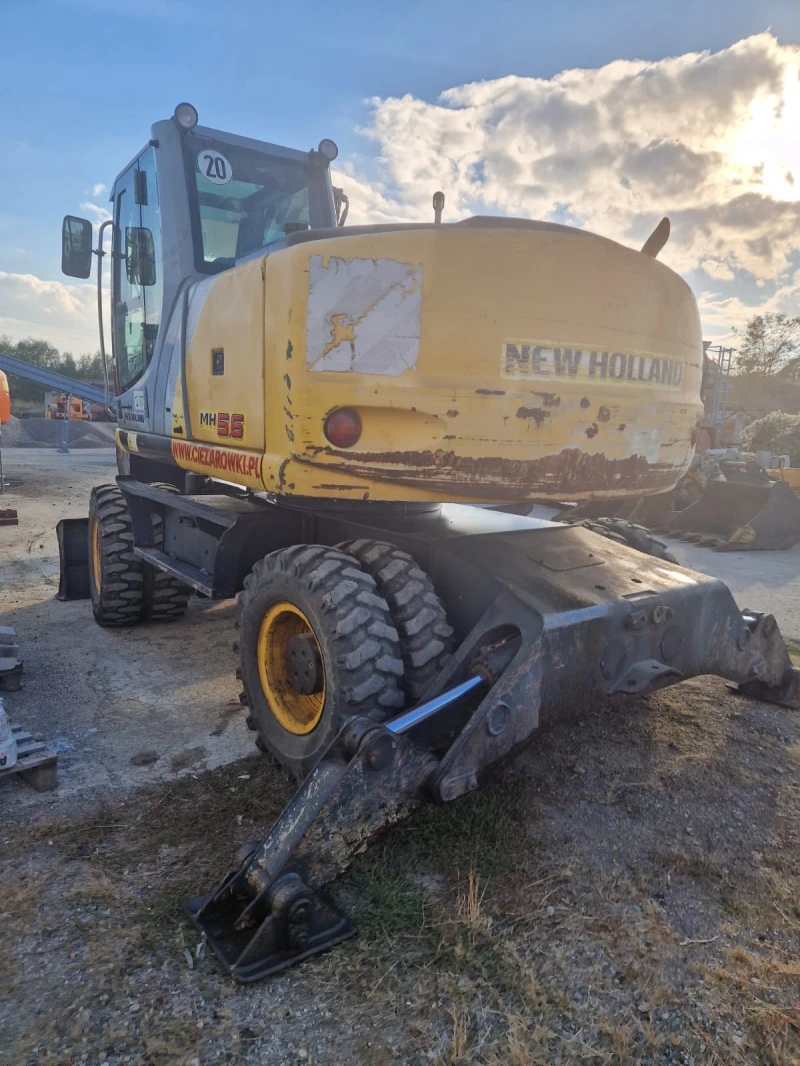 Багер New Holland MH 5.6 , снимка 5 - Индустриална техника - 47792018