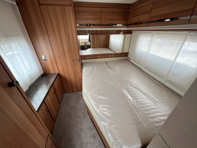 Каравана Tabbert Vivaldi 685, снимка 7 - Каравани и кемпери - 52412345