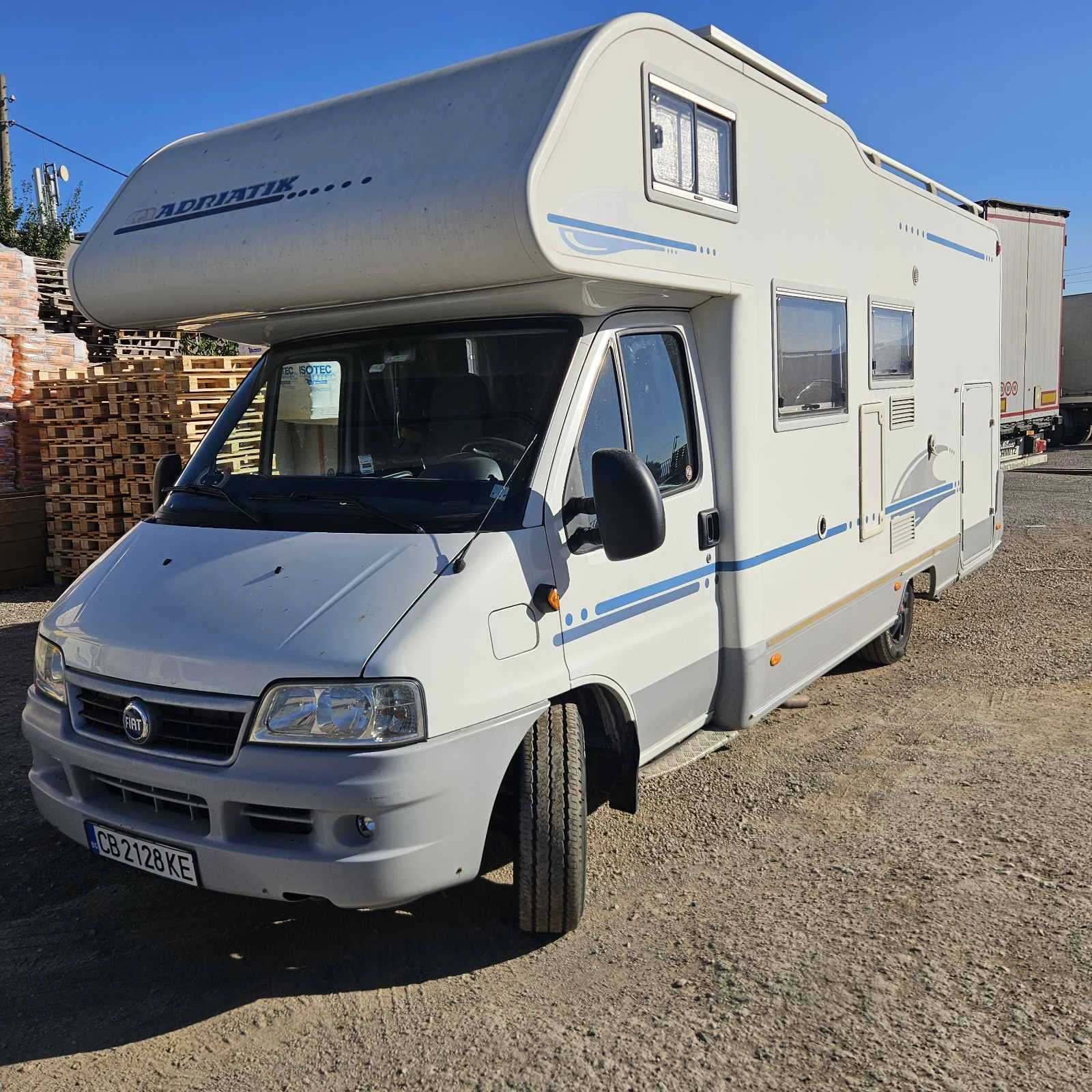 Кемпер Adria Корал 660  SP - Два климатика XXL багажник