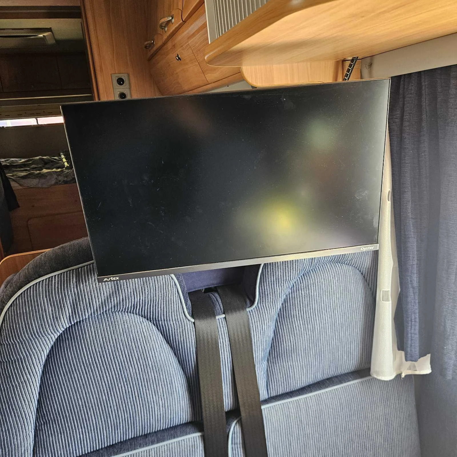 Кемпер Adria Корал 660  SP - Два климатика XXL багажник, снимка 15 - Каравани и кемпери - 56114378