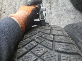 Гуми Зимни 215/65R17, снимка 4