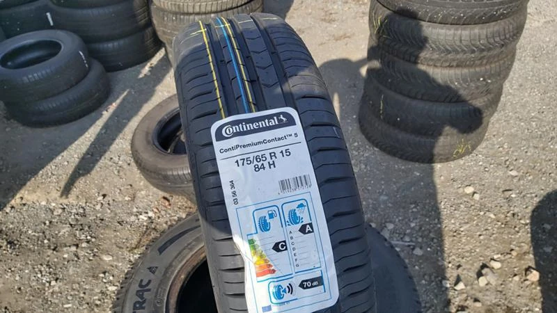 Гуми Летни 175/65R15, снимка 1 - Гуми и джанти - 27401397