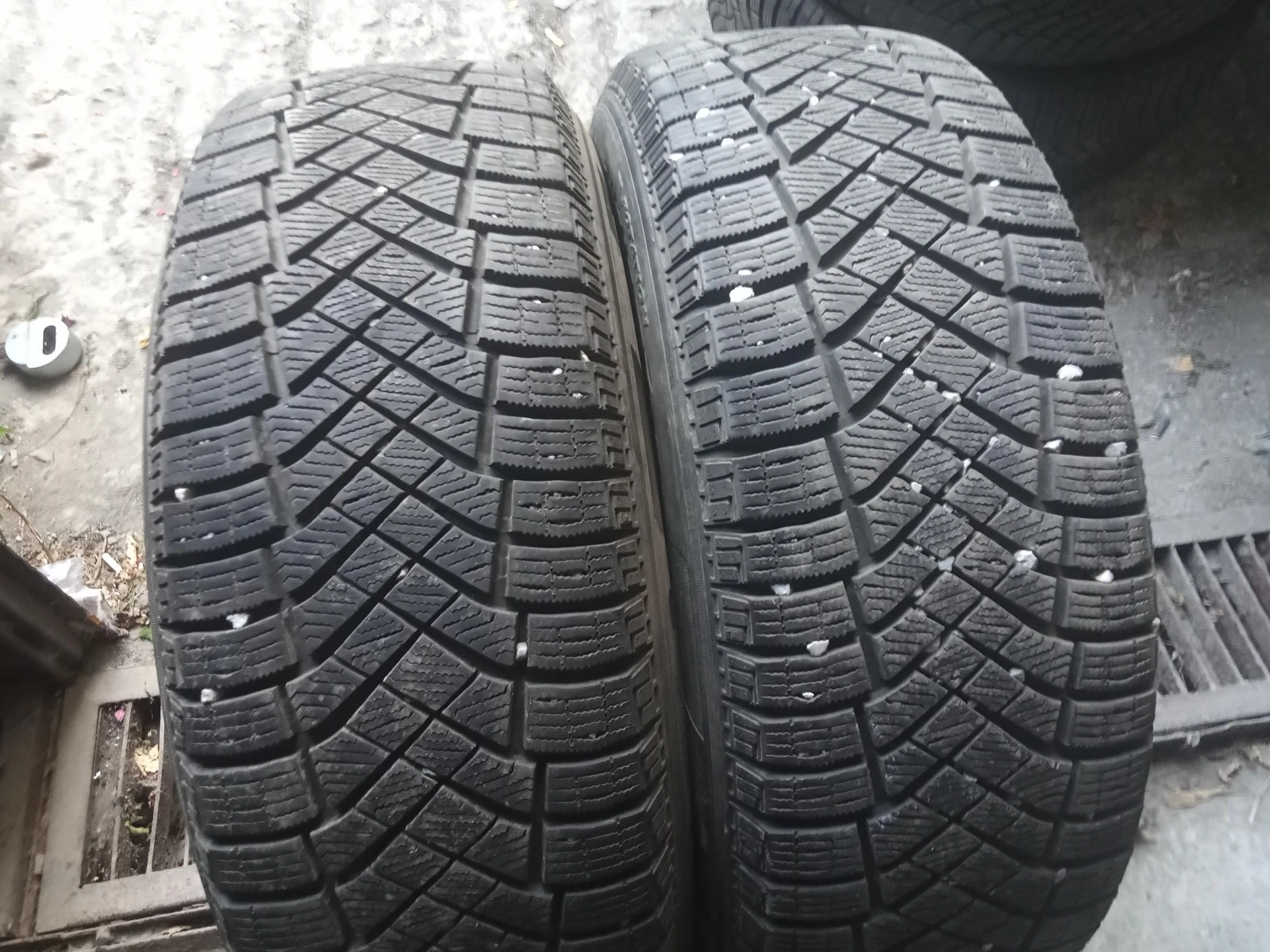 ���� 215/65R17 | Mobile.bg � ����������� 1