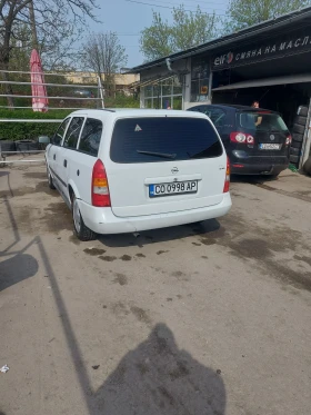 Opel Astra 1.6/Автоматик/Газ, снимка 2