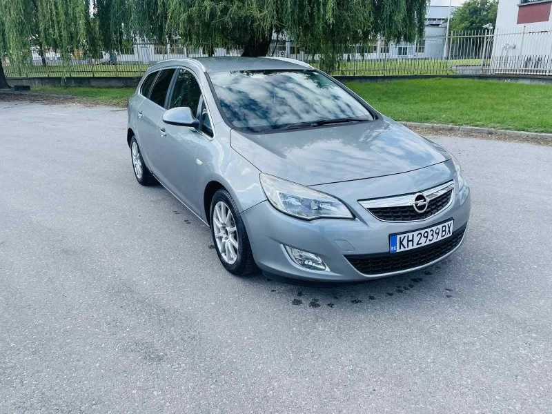 Opel Astra 1.7CDTI-COSMO, снимка 3 - Автомобили и джипове - 47449370