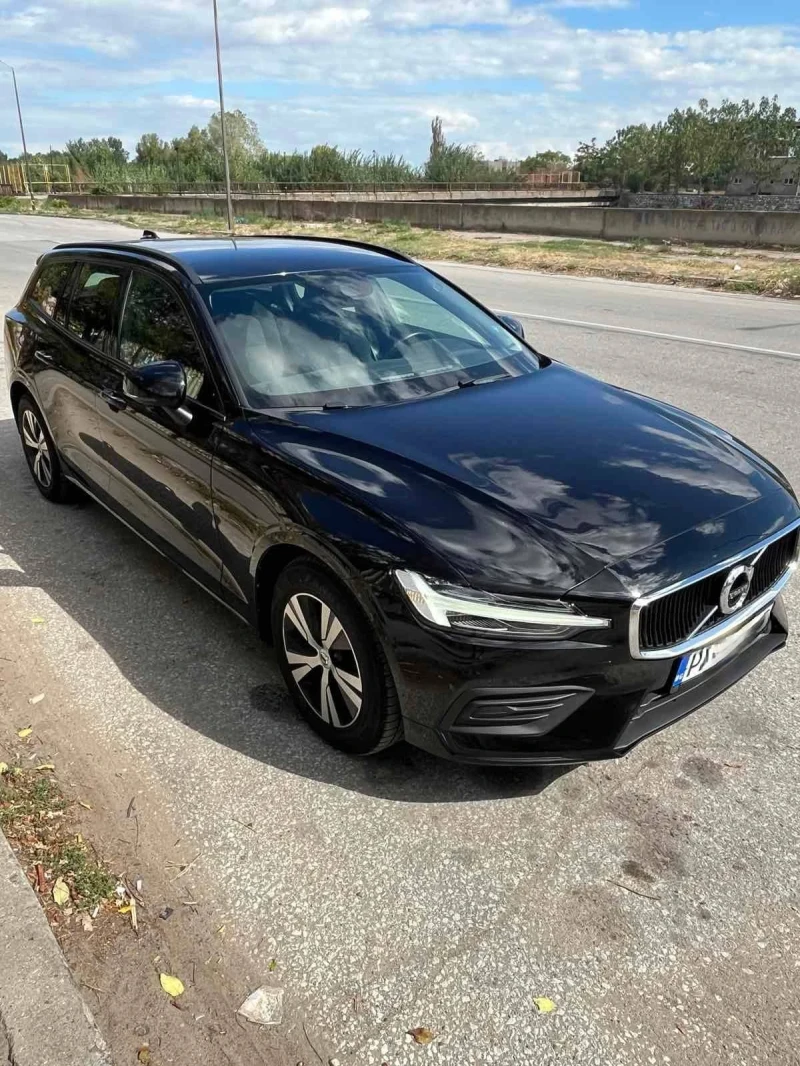 Volvo V60, снимка 1 - Автомобили и джипове - 49588402