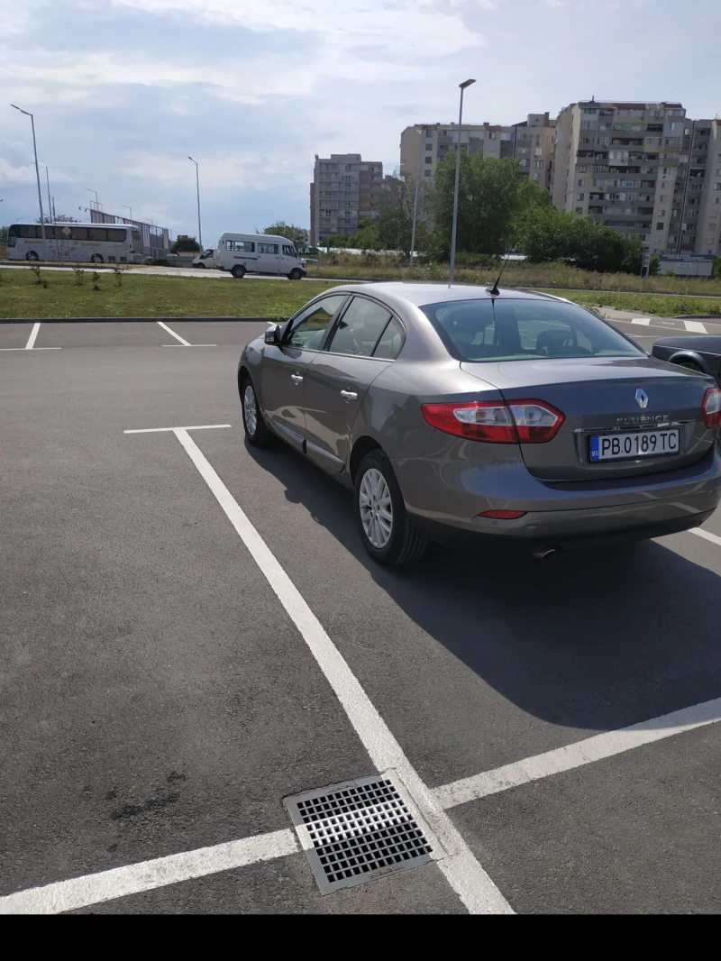 Renault Fluence, снимка 3 - Автомобили и джипове - 48478094