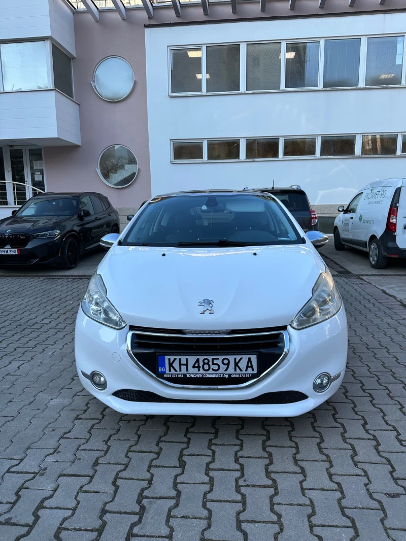 Peugeot 208, снимка 1 - Автомобили и джипове - 49362095