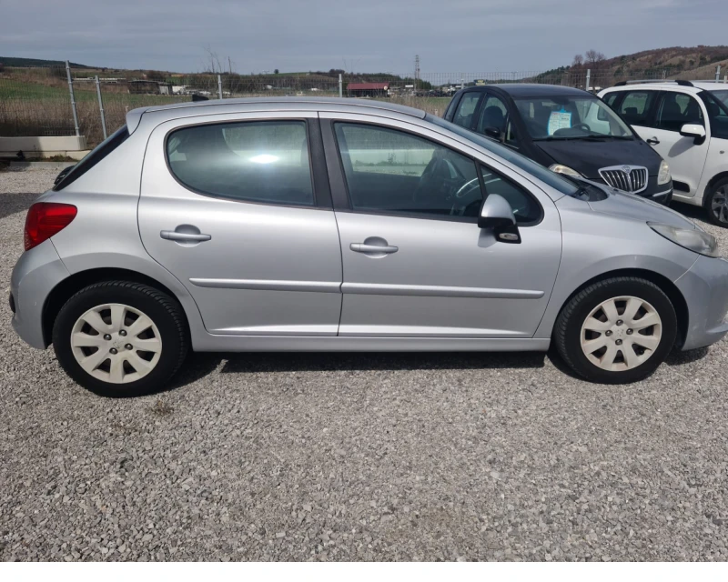 Peugeot 207 1.4.BENZIN EURO5B, снимка 13 - Автомобили и джипове - 49516406