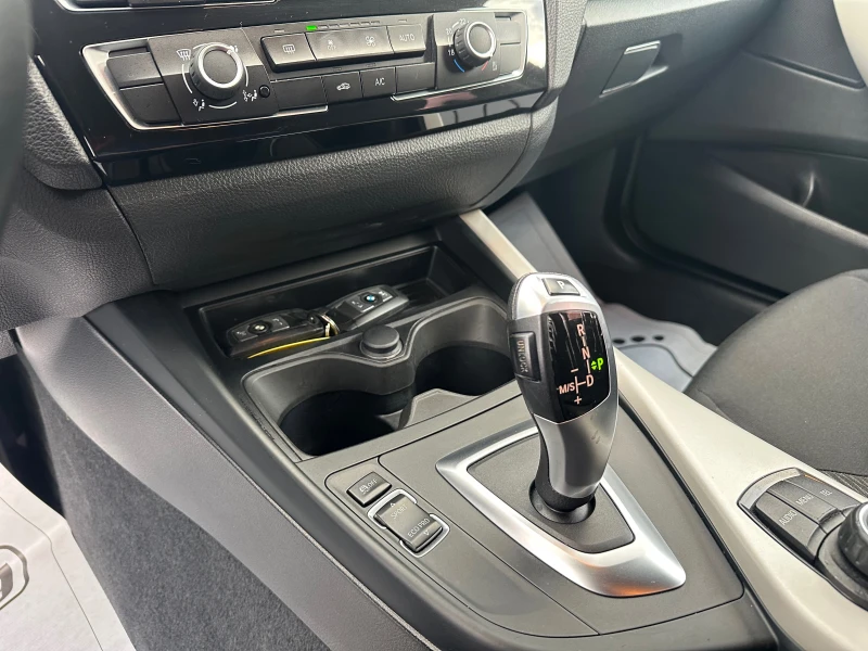 BMW 118 LED* AVTOMATIK* NAVI* FACELIFT* TOP* , снимка 13 - Автомобили и джипове - 49679145