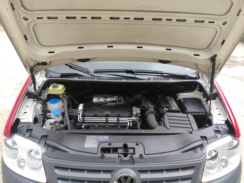 VW Caddy, снимка 13 - Автомобили и джипове - 51739707
