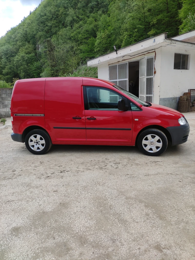 VW Caddy, снимка 4 - Автомобили и джипове - 51739707