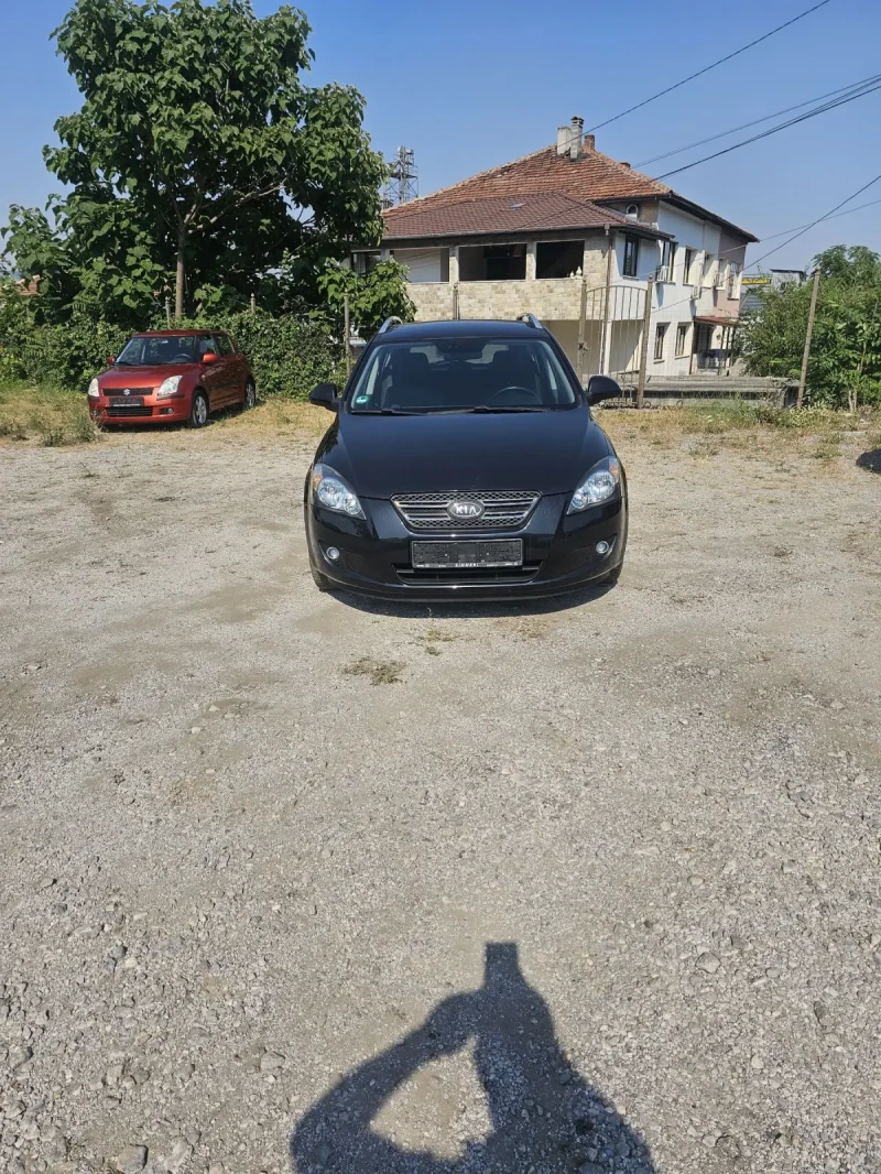 Kia Ceed 2.0 CRDI, снимка 12 - Автомобили и джипове - 50815262