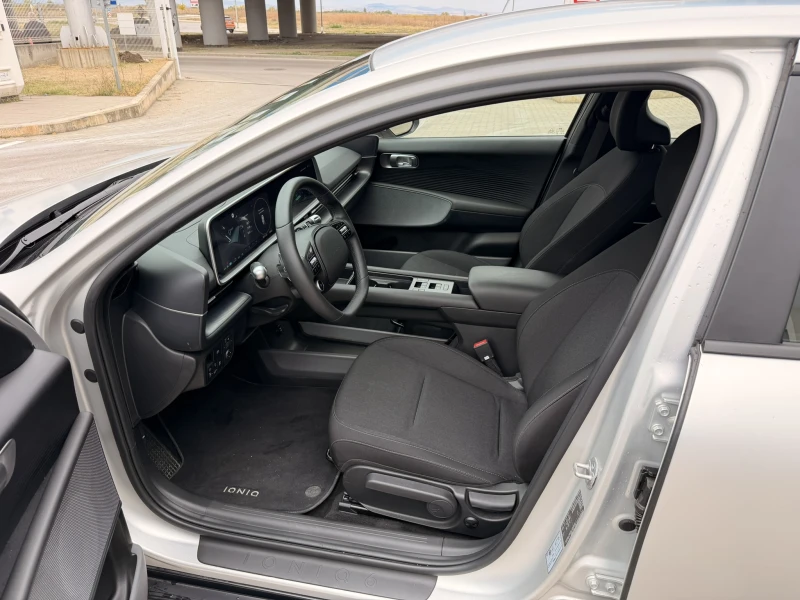 Hyundai Ioniq 6 RWD, снимка 5 - Автомобили и джипове - 52055107