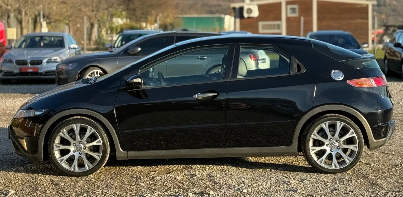 Honda Civic 2.2 i-CDTi 140к.с * Климатроник* , снимка 7 - Автомобили и джипове - 52528839