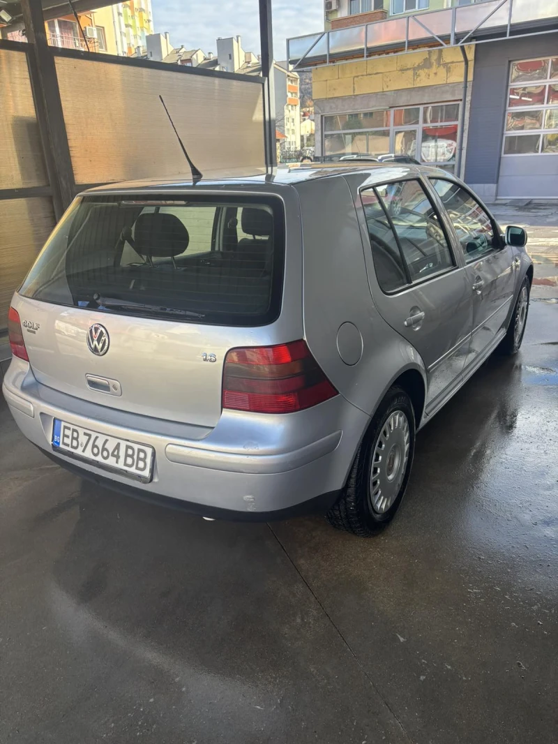 VW Golf, снимка 5 - Автомобили и джипове - 52632778