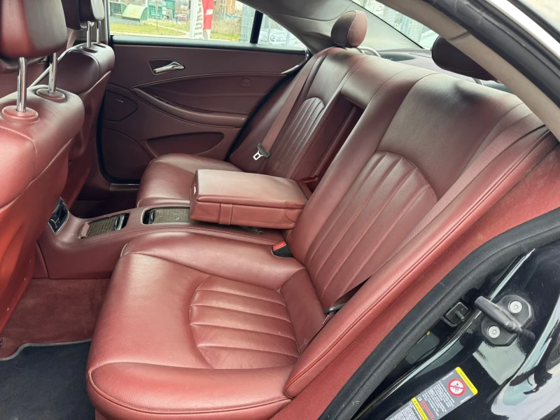 Mercedes-Benz CLS 320 3.0CDi/NAVI, снимка 14 - Автомобили и джипове - 53110877