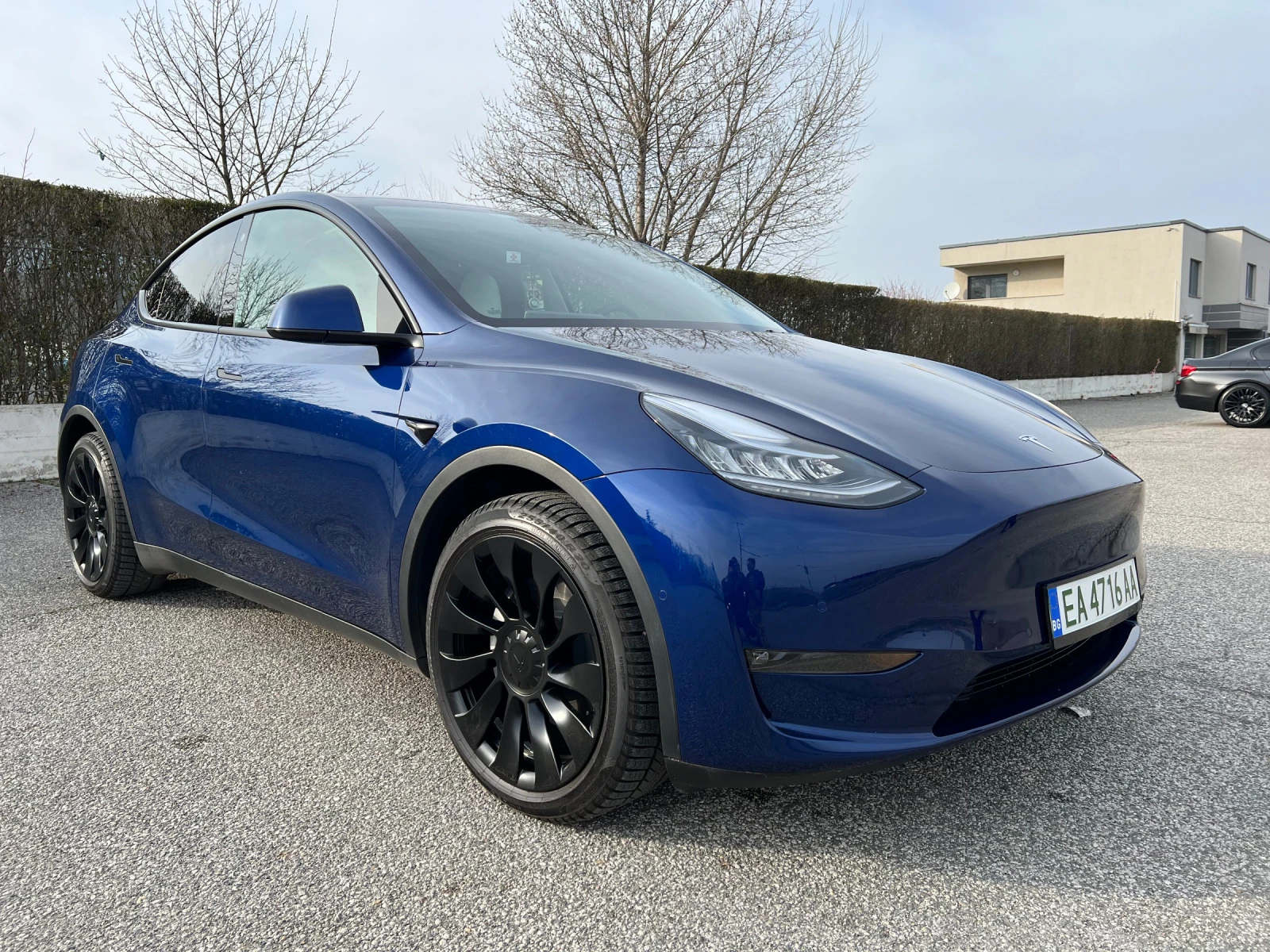 Tesla Model Y Dual motor Long range | Mobile.bg — изображение 1