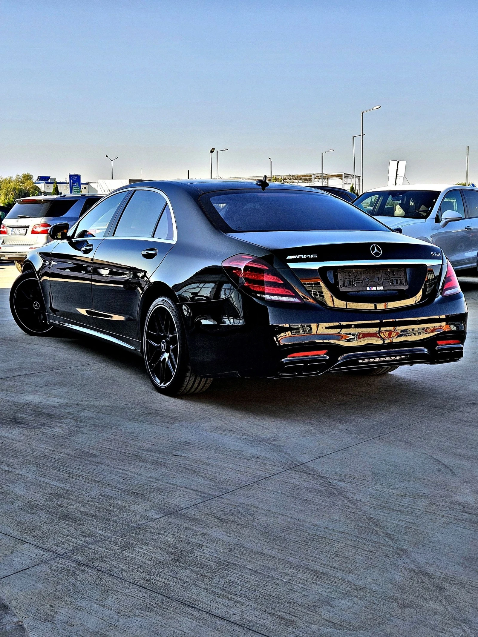 Mercedes-Benz S 560 Mercedes<560>AMG-LINE PANORAMA HED-UP - изображение 4