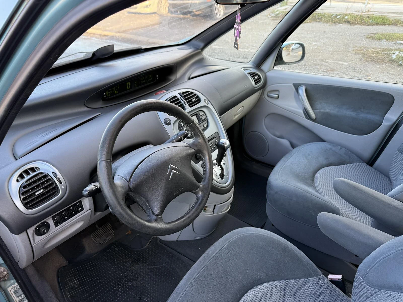 Citroen Xsara picasso 1, 600 EURO4  - изображение 7