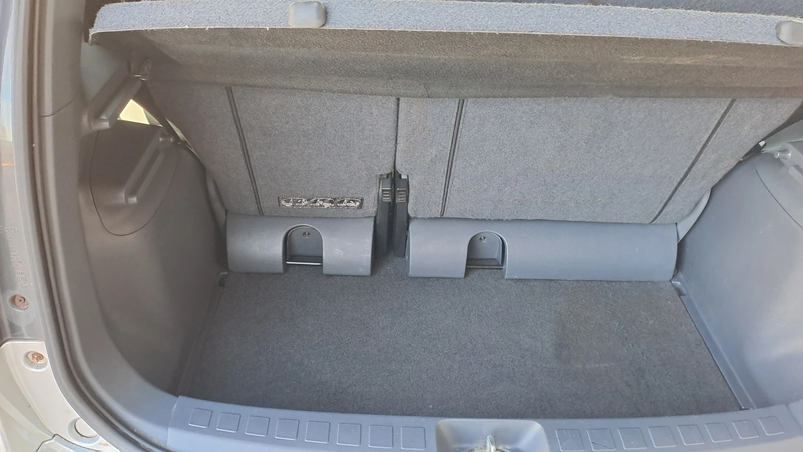 Mitsubishi Colt 1.3 - изображение 9