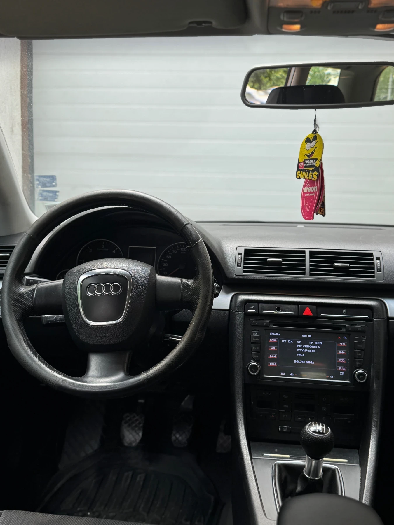 Audi A4  2.7TDI Navi - изображение 7