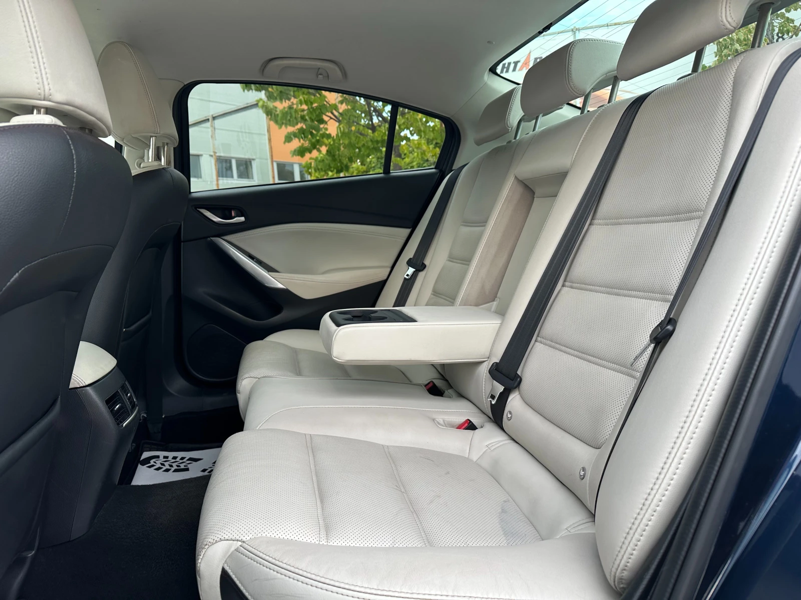 Mazda 6 2.2d 175 к.с. - изображение 9
