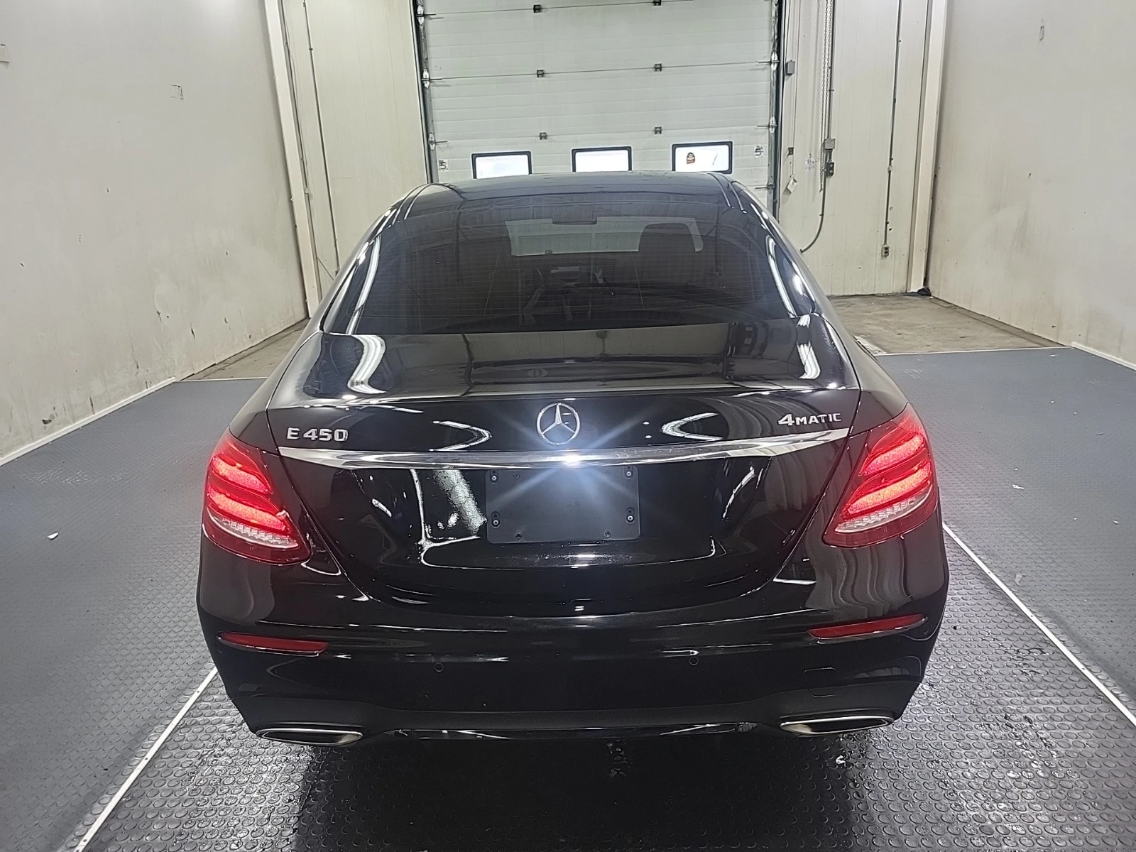 Mercedes-Benz E 450 * CARFAX* АВТОФИНАНСИРАНЕ БЕЗ ПЪРВОНАЧАЛНА ВНОСКА! - изображение 6