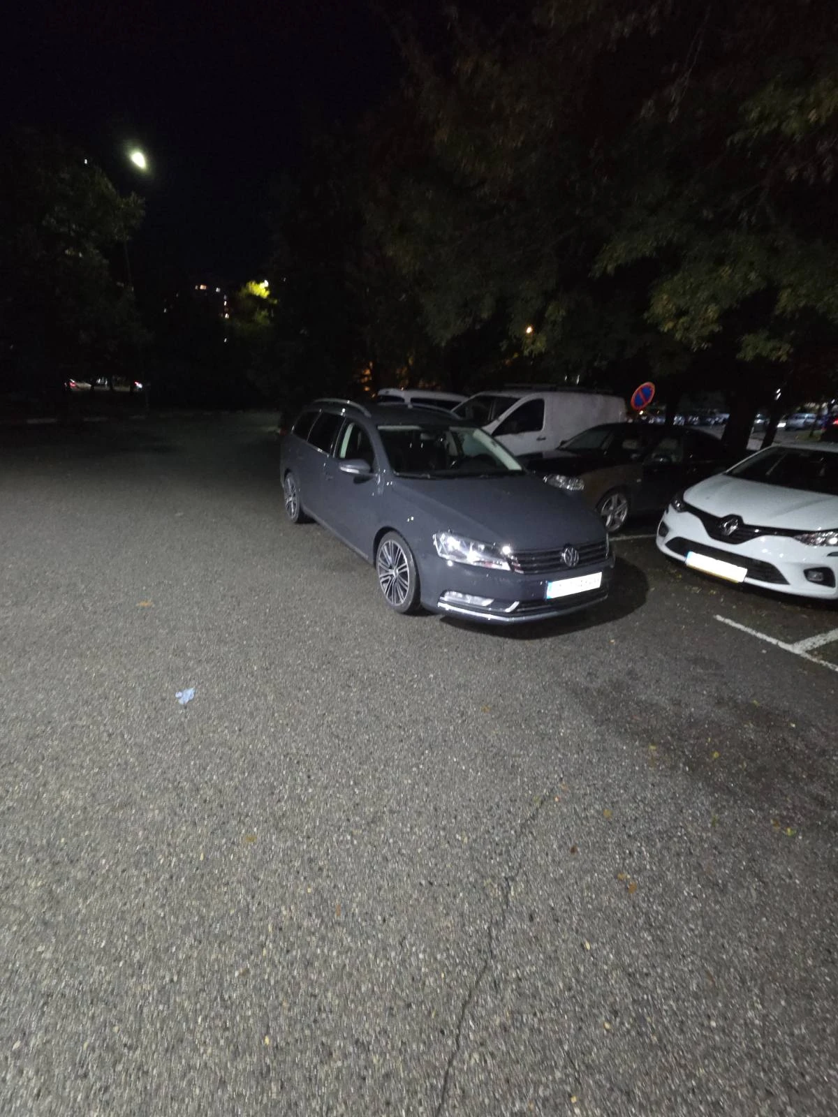 VW Passat 2.0 - изображение 10