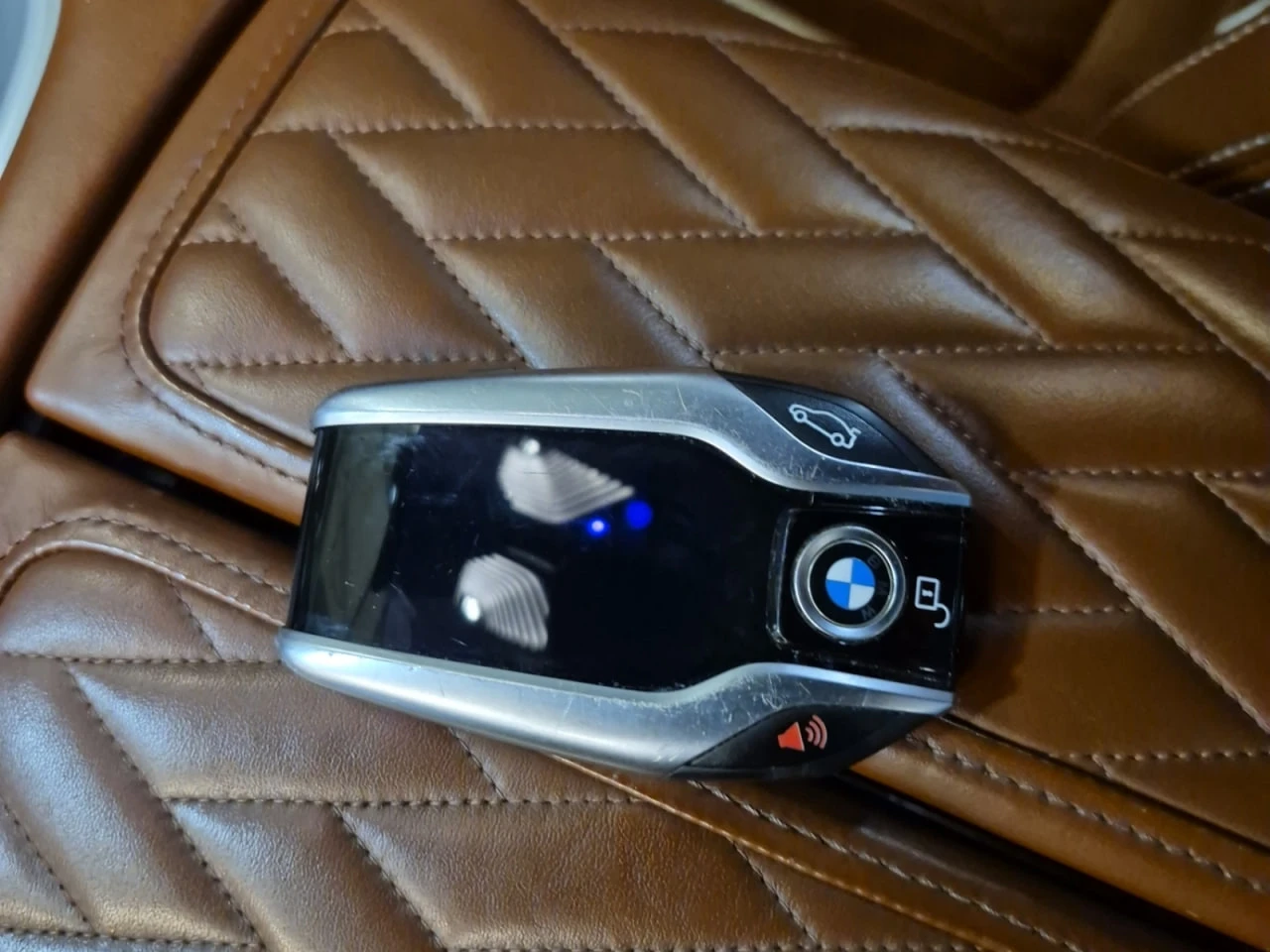 BMW 750 CARFAX* АВТОФИНАНСИРАНЕ* БЕЗ ПЪРВОНАЧАЛНА ВНОСКА*  - изображение 6