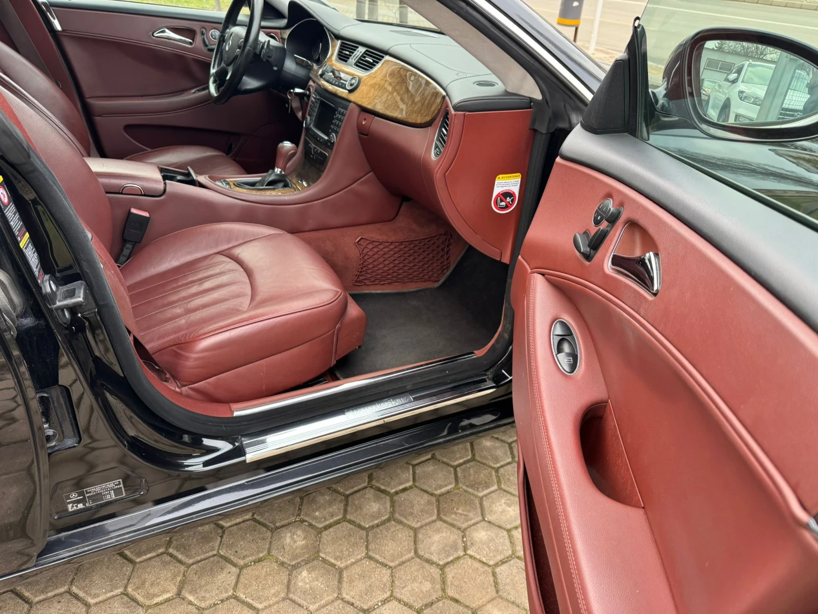 Mercedes-Benz CLS 320 3.0CDi/NAVI | Mobile.bg � ����������� 12