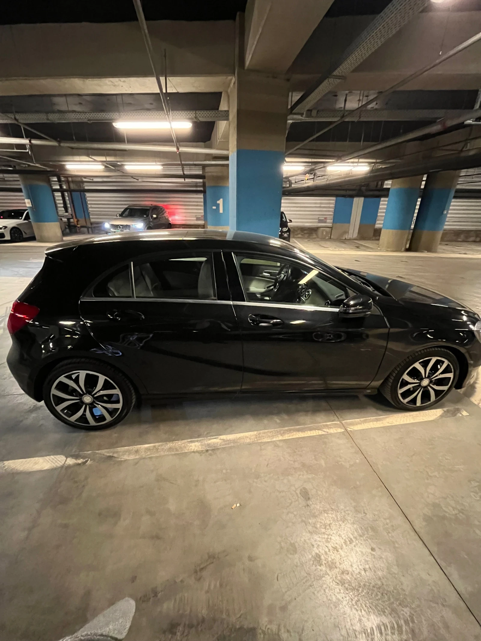 Mercedes-Benz A 180  - изображение 8