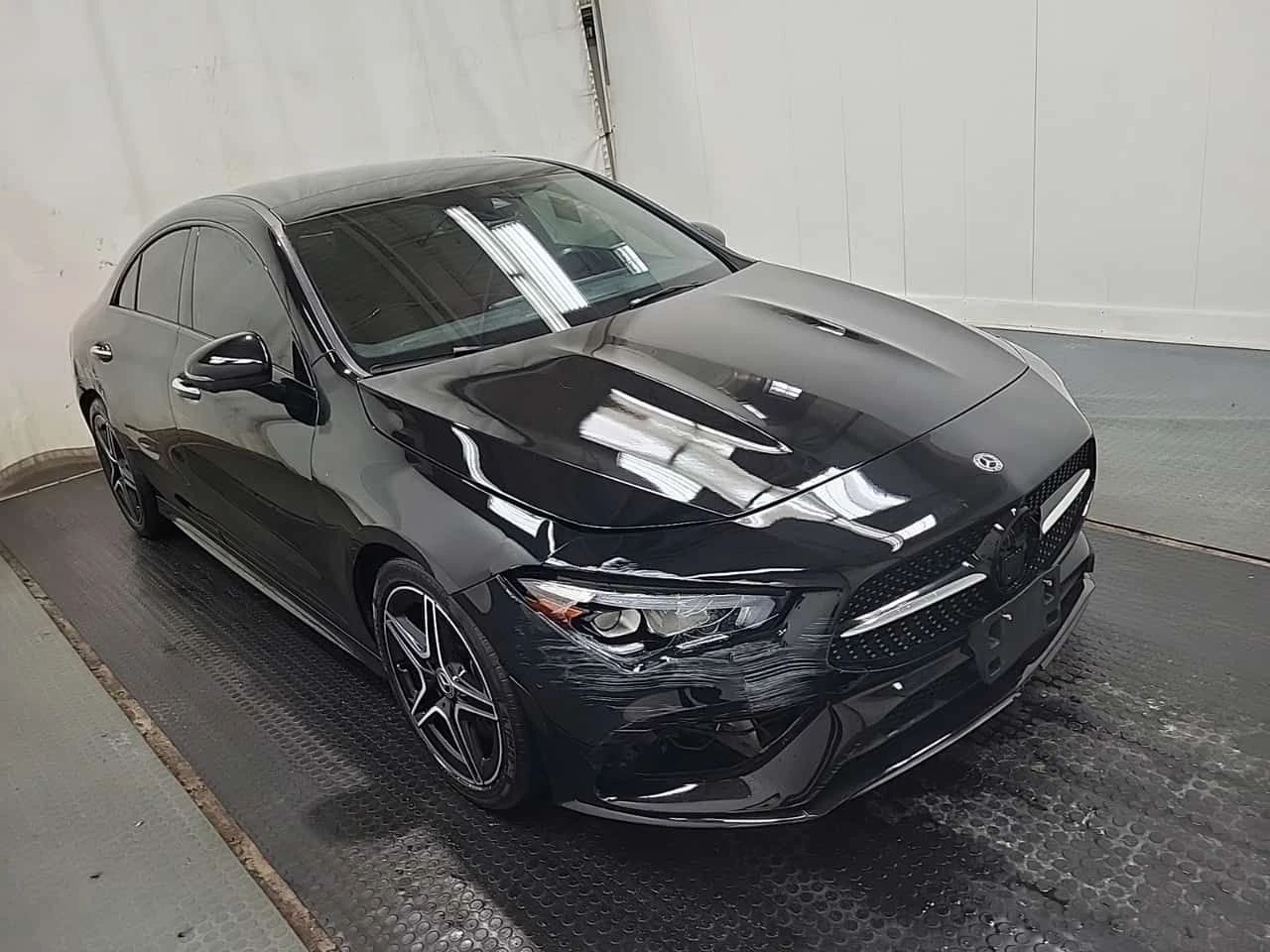 Mercedes-Benz CLA 250 CARFAX /Кожа/Нави/Подгрев/Панорама, снимка 2 - Автомобили и джипове - 53728845