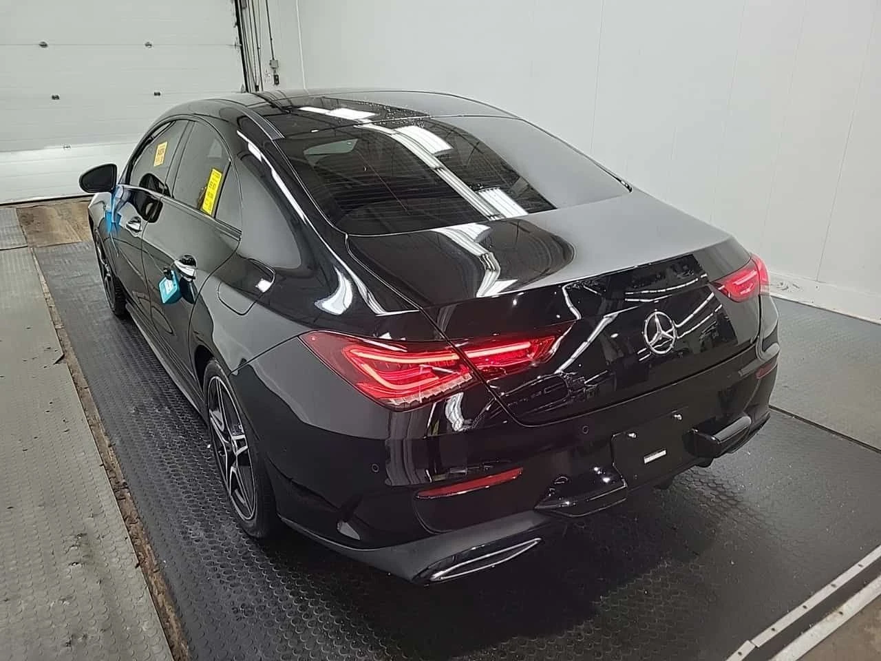 Mercedes-Benz CLA 250 CARFAX /Кожа/Нави/Подгрев/Панорама, снимка 4 - Автомобили и джипове - 53728845
