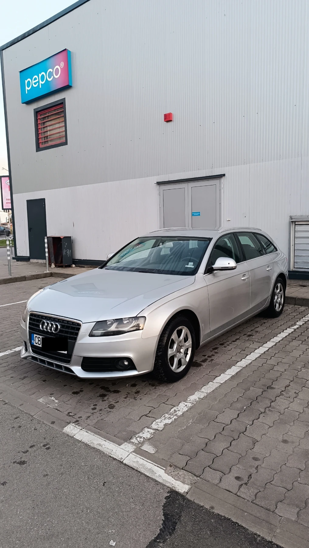 Audi A4 B8, снимка 2 - Автомобили и джипове - 54115629
