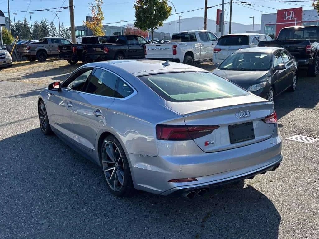 Audi S5  Technik/360/DIS/HUD/B&O/МАСАЖИ/ШИБИДАХ, снимка 10 - Автомобили и джипове - 54174128