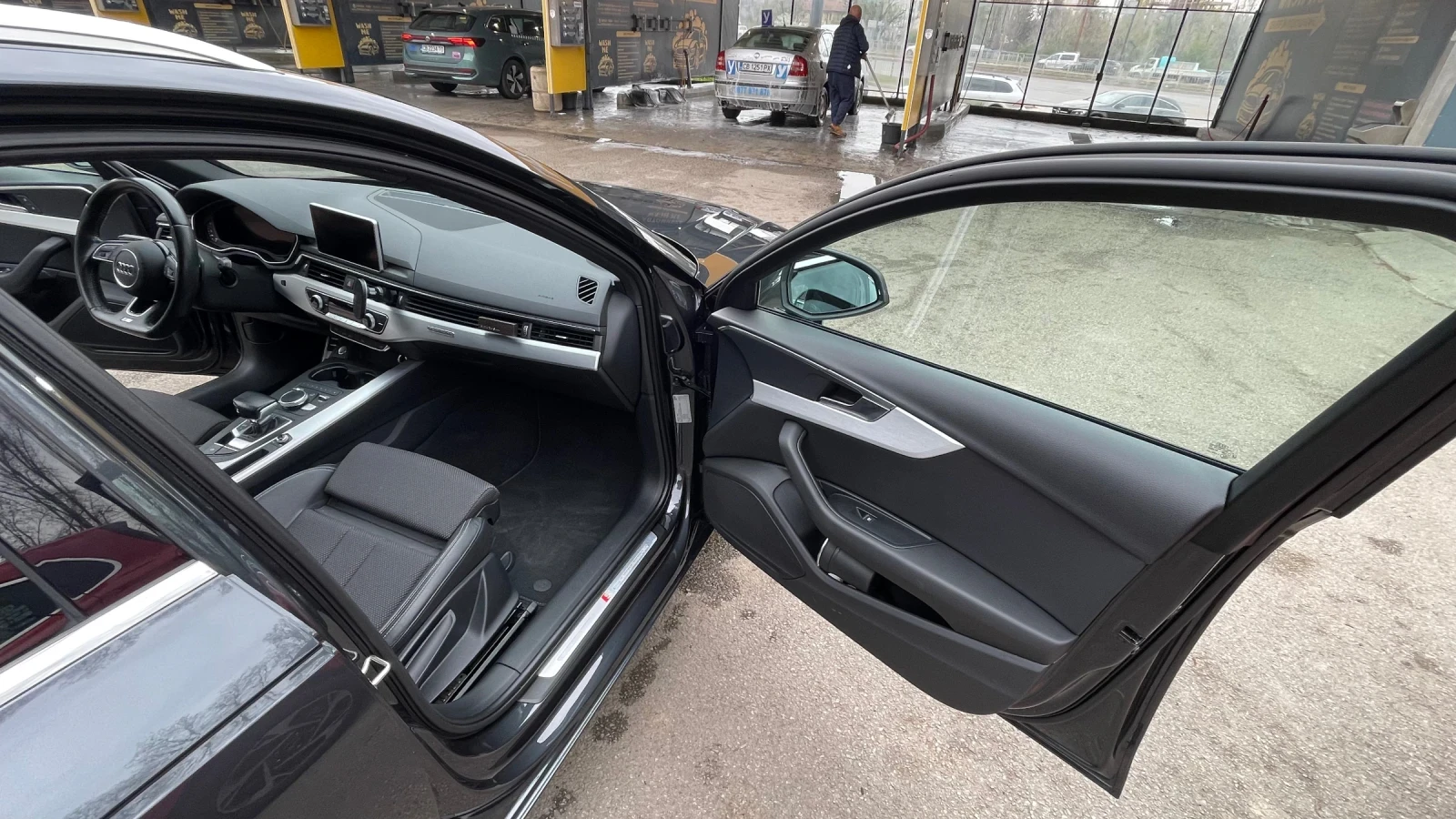 Audi A4, снимка 8 - Автомобили и джипове - 54218379