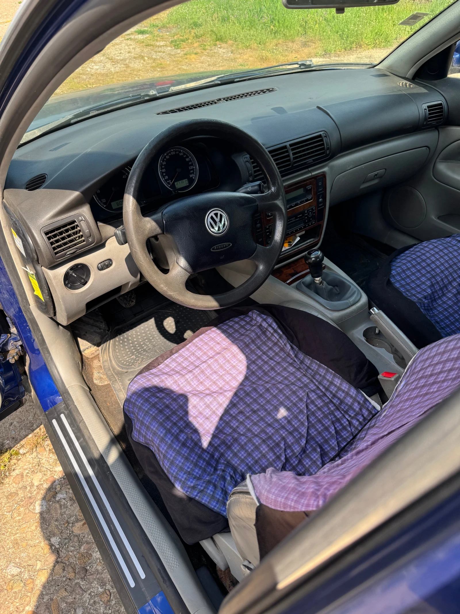 VW Passat, снимка 4 - Автомобили и джипове - 54236706