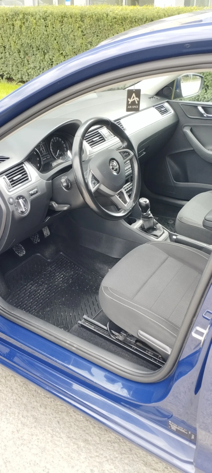 Skoda Rapid 1.2 MPI + BRC газ, от Еуратек, отличен, снимка 13 - Автомобили и джипове - 54311483