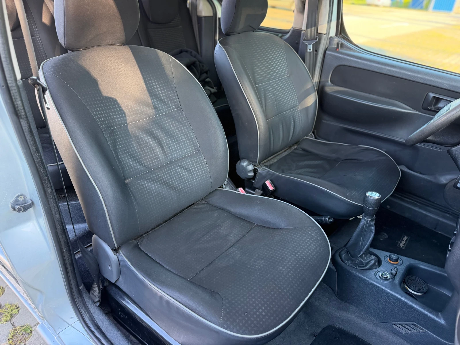 Peugeot Partner 2.0 HDI / VTC, снимка 14 - Автомобили и джипове - 54556165