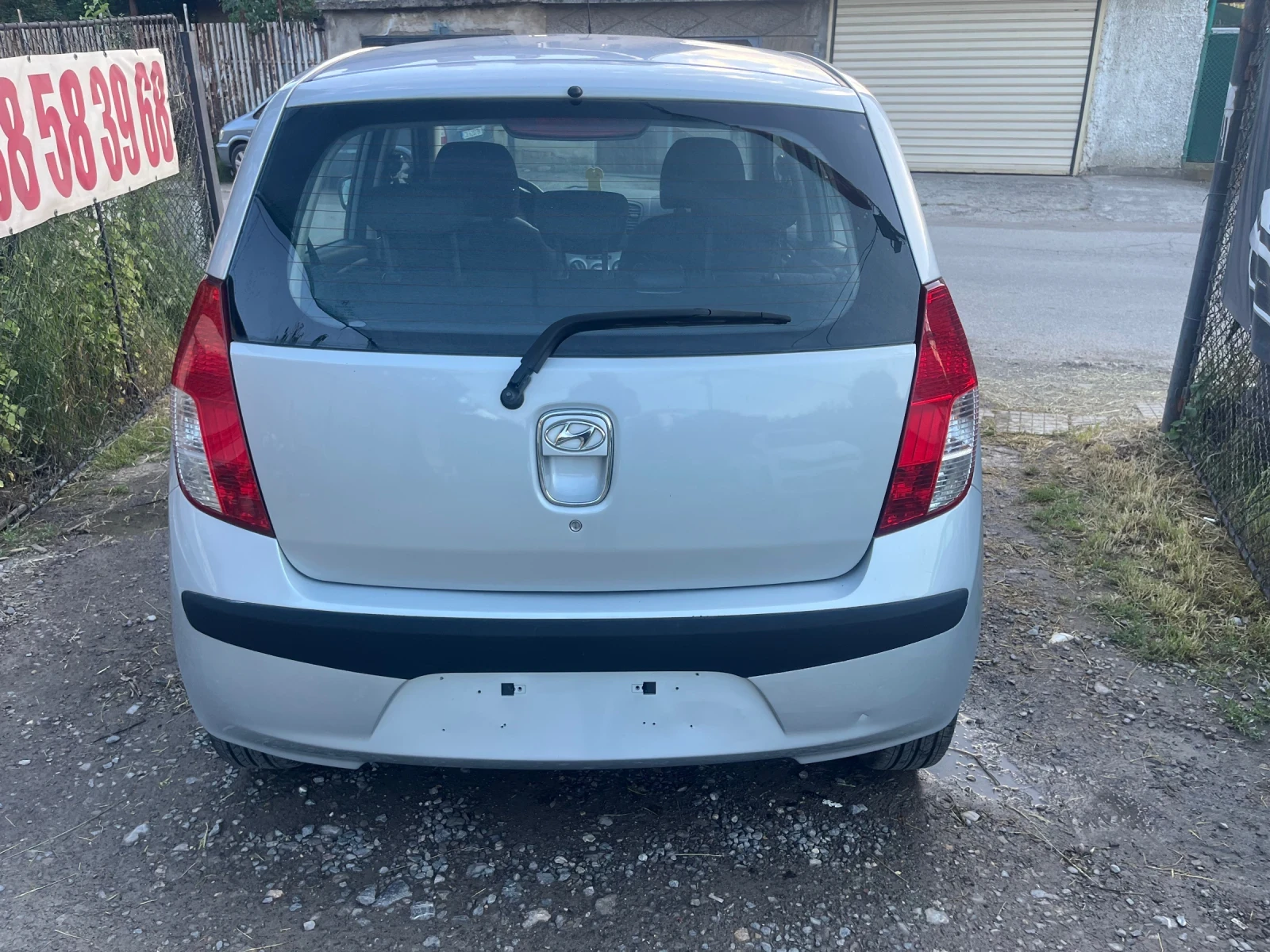 Hyundai I10 1.1 - Automatic , снимка 4 - Автомобили и джипове - 54701472