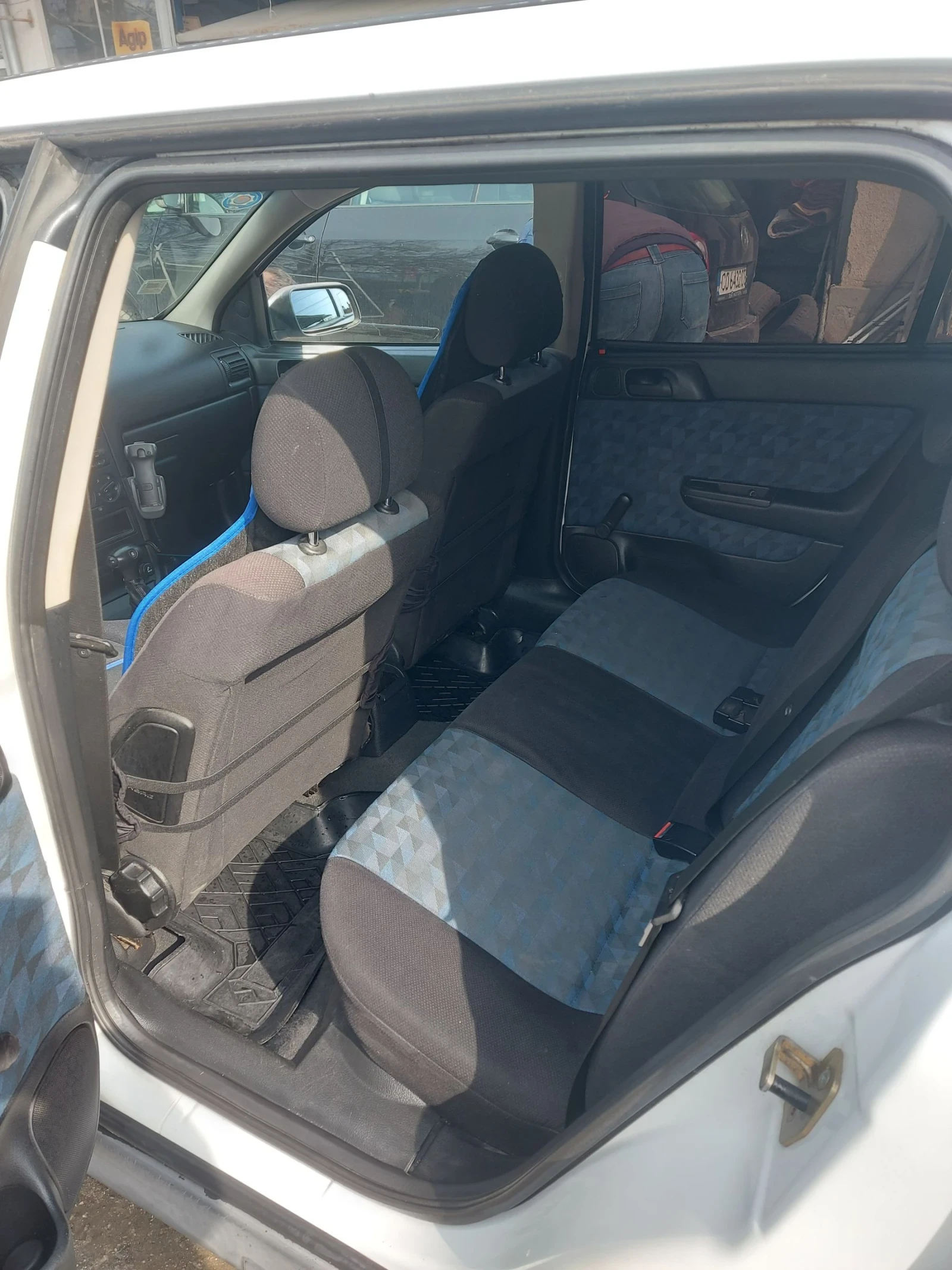 Opel Astra 1.6/Автоматик/Газ, снимка 5 - Автомобили и джипове - 54708169