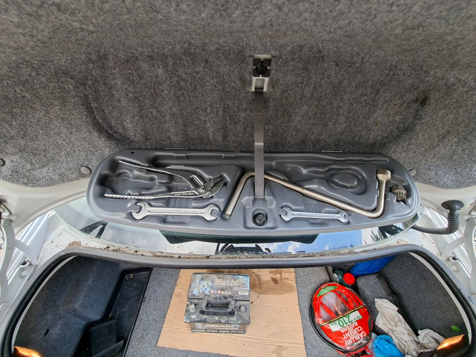 BMW 318, снимка 7 - Автомобили и джипове - 54931659