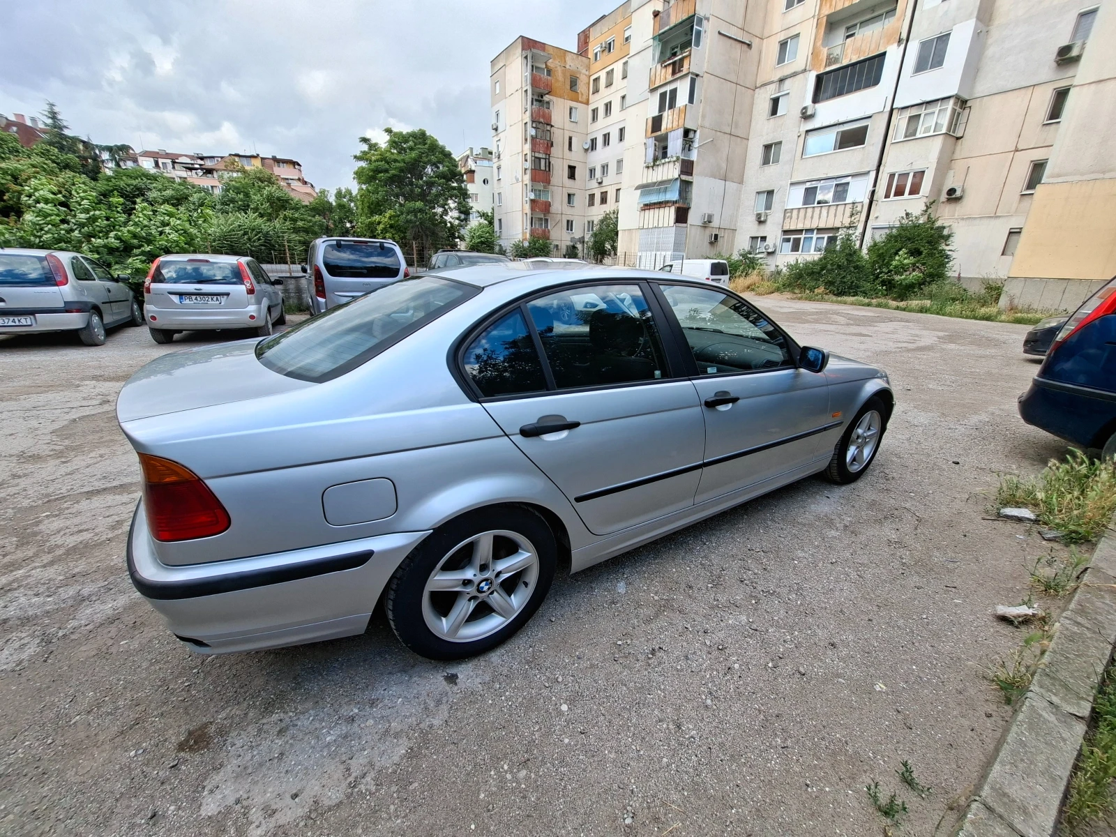 BMW 318, снимка 5 - Автомобили и джипове - 54931659