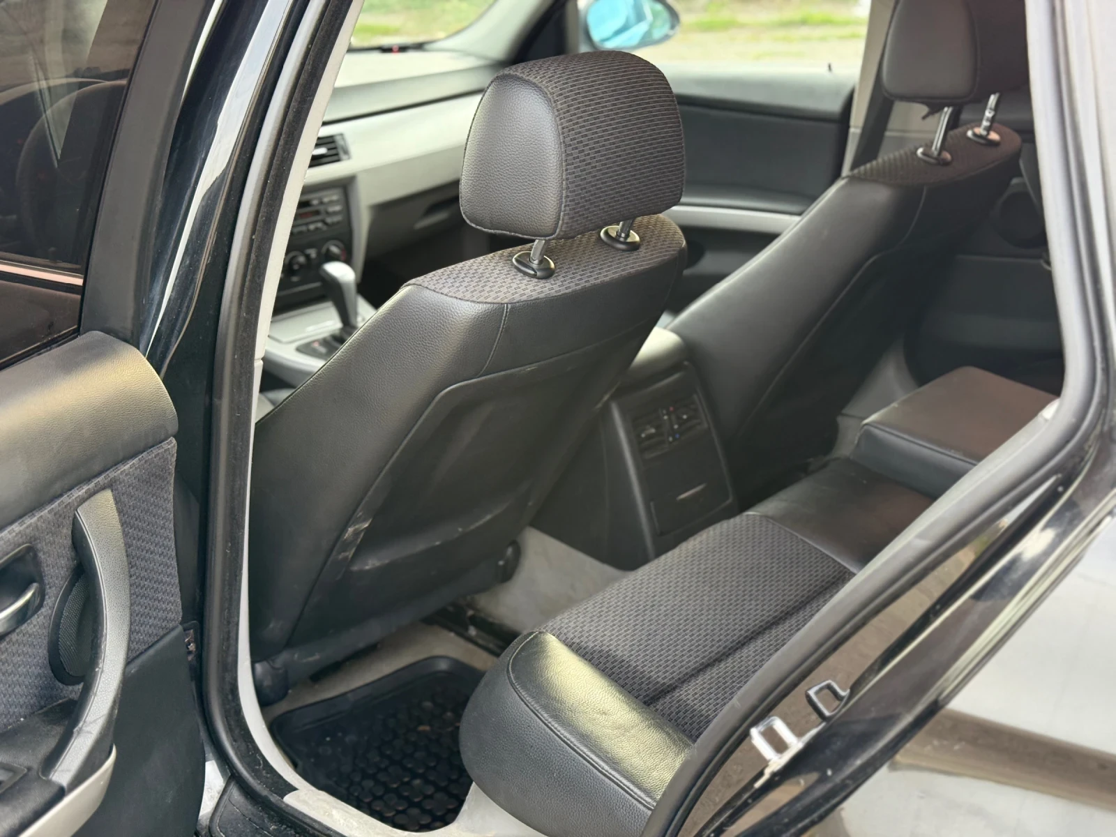 BMW 330, снимка 8 - Автомобили и джипове - 54954542