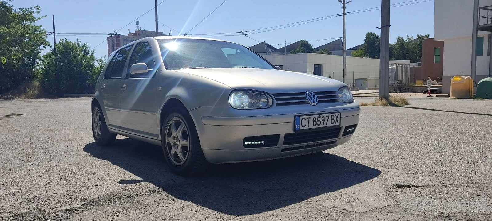 VW Golf 1.9 tdi, снимка 12 - Автомобили и джипове - 55080293