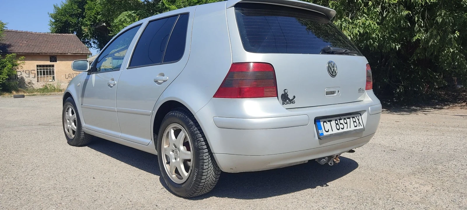 VW Golf 1.9 tdi, снимка 8 - Автомобили и джипове - 55080293