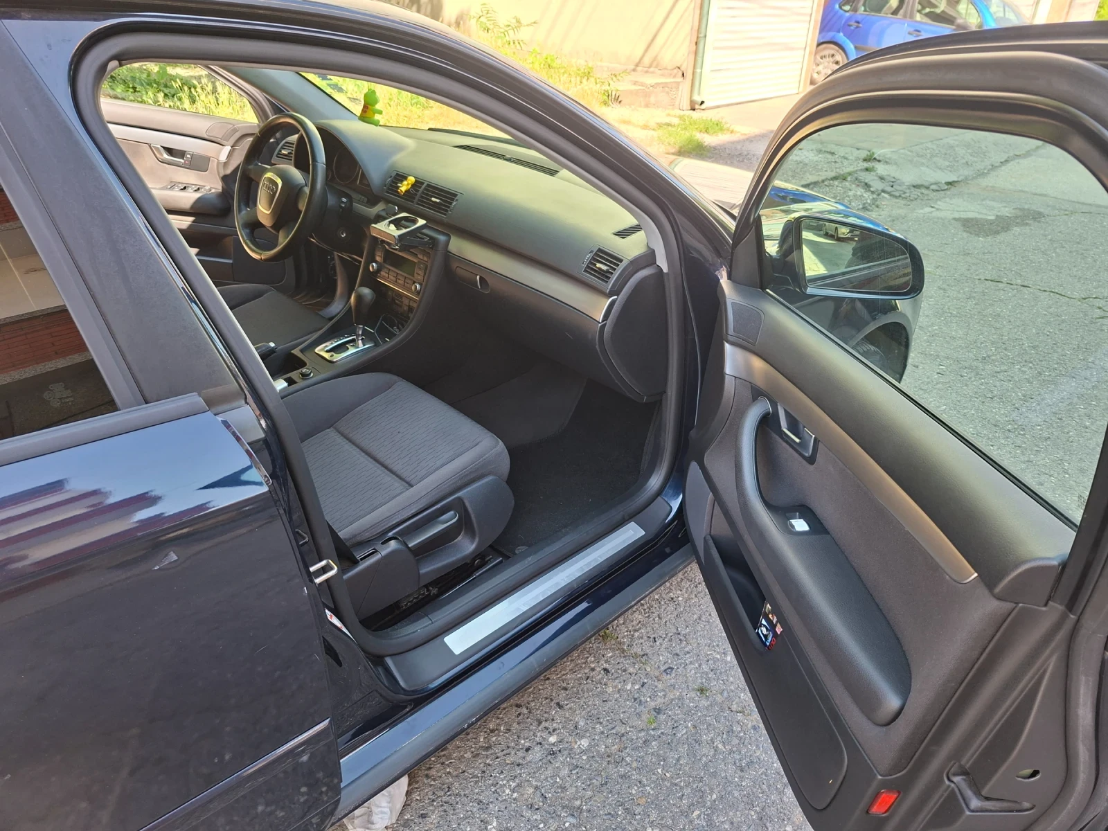 Audi A4 Avant, снимка 9 - Автомобили и джипове - 55360858
